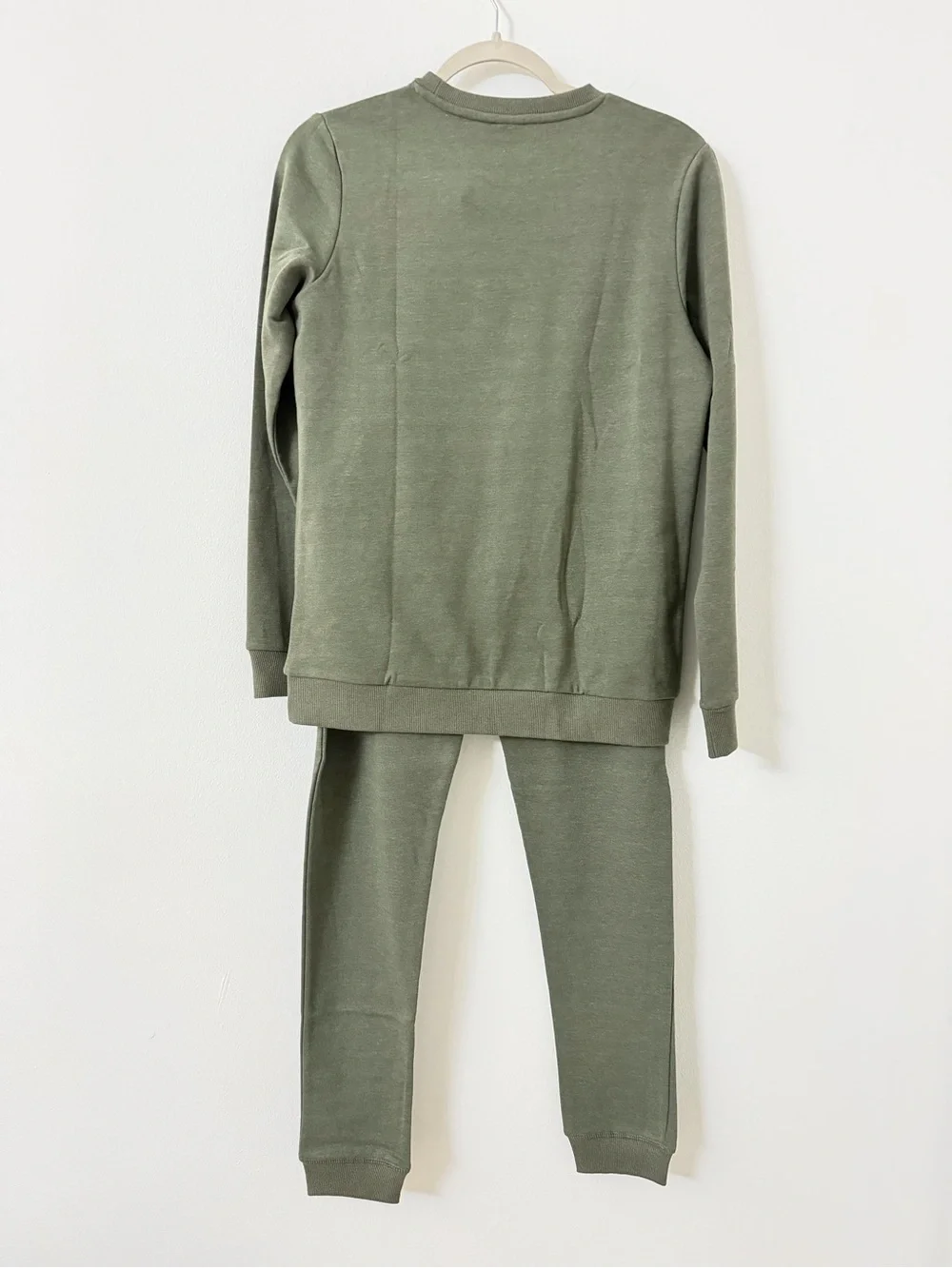 Kids Olive Green Sweatshirt & Jogger Set - Casual Matching Outfit